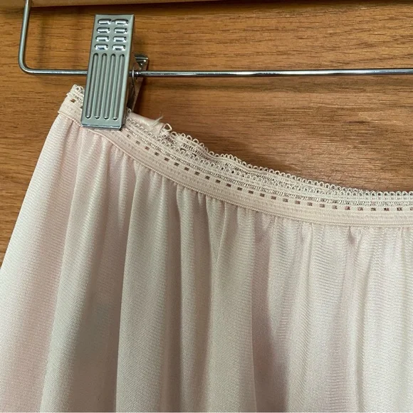 Vintage Pinehurst Lingerie pink lace trim slip skirt - Picture 3 of 8